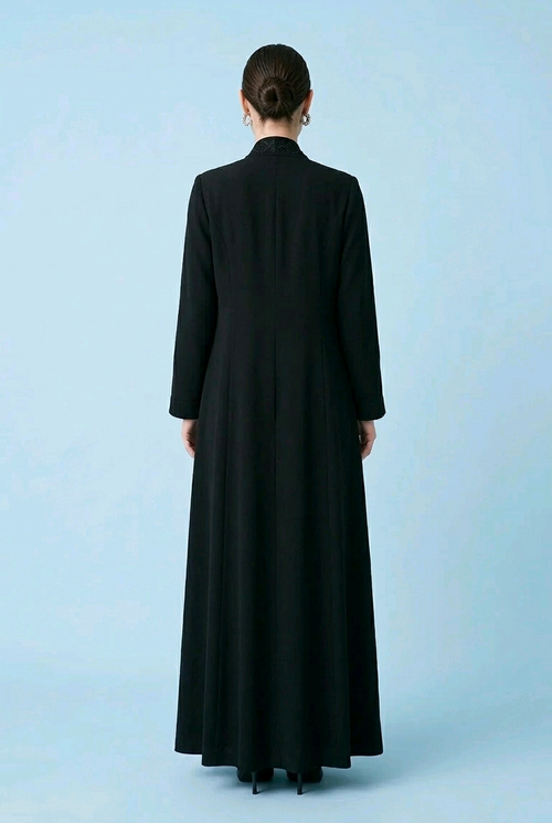Amira in Black