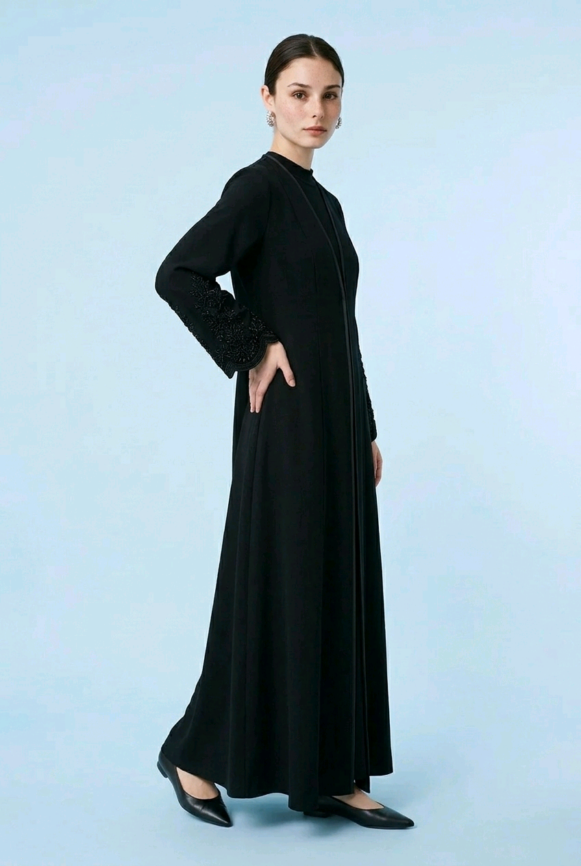 Noir Elan in Black
